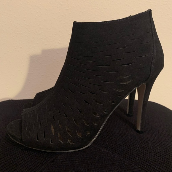 Madden Girl Heels - Picture 2 of 5